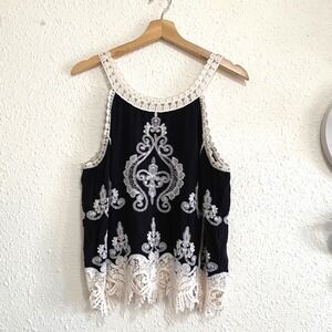 Ultra Pink Black White Embroidered Lace Halter Tank Top Women's L fairy boho